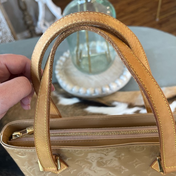 Authentic Louis Vuitton - Picture 5 of 6